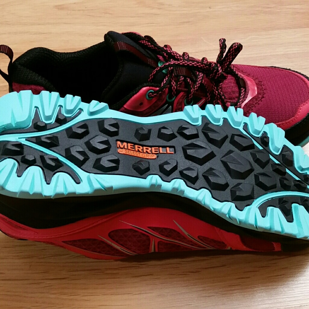 NEW Merrell Pine Bright Red Hiking Shoes - Picture 8 of 8